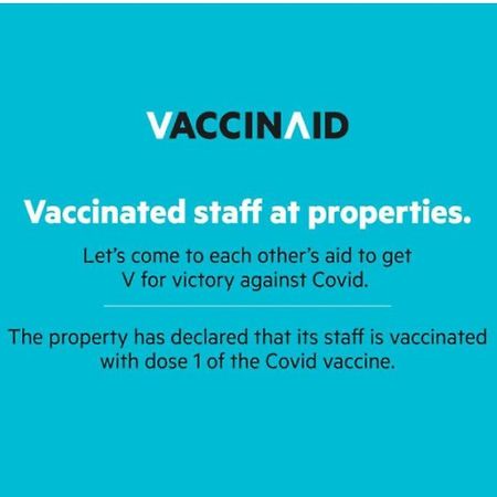 Vaccinated Staff - Oyo 3523 Gong Corner Homestay Kuta Lombok Εξωτερικό φωτογραφία